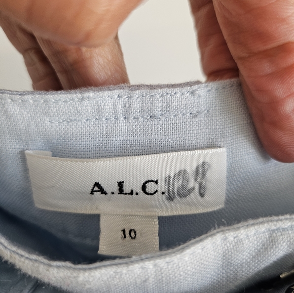 A.L.C.Milos belted broderie anglaise linen shorts - Picture 10 of 10